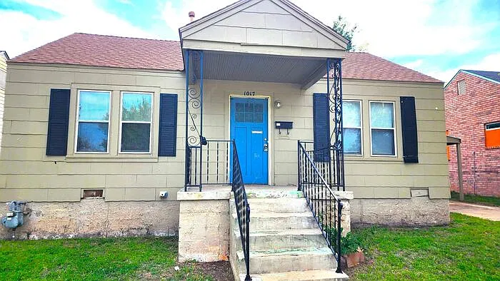 1017 N Tabor Ave