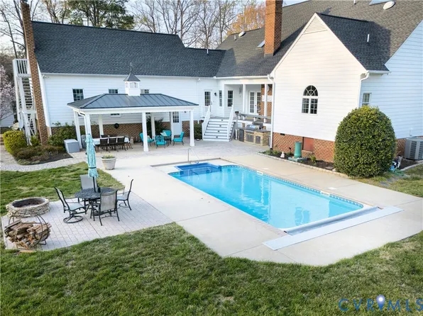 8295 Corbin Braxton Ln, Mechanicsville, VA 23111