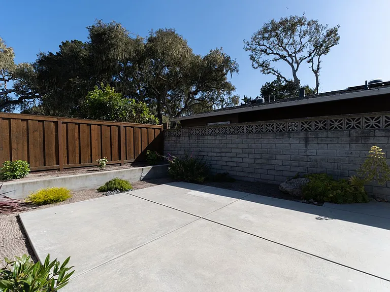 1313 Lawton Ave #A — Photo 26