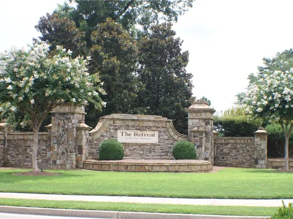 5333 Retreat Dr, Flowery Branch, GA 30542