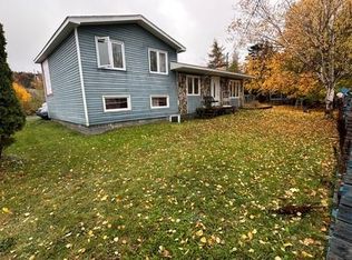 8 Erics Pl, Bay Roberts, NL A0A1G0