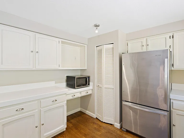 2133 SW Marigold St — Photo 14
