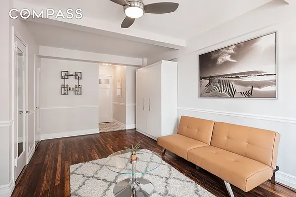 Rented by Compass | media 20