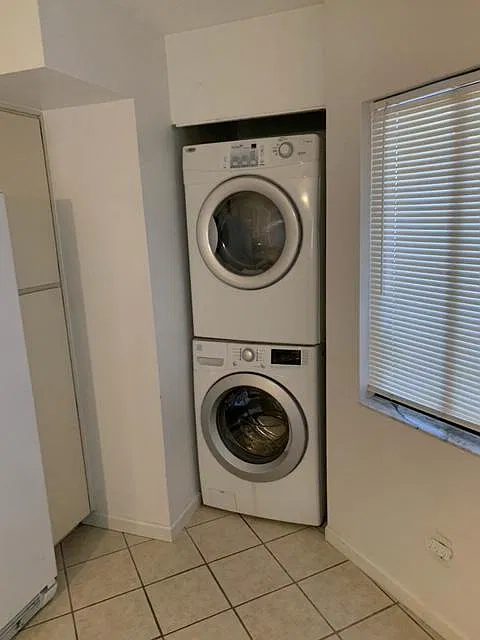 2 bed, 970 sqft, $1,725 — Photo 4