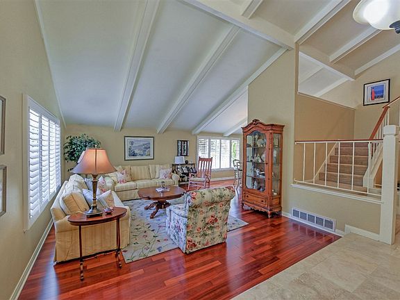 5th image of 12434 Bodega Ct