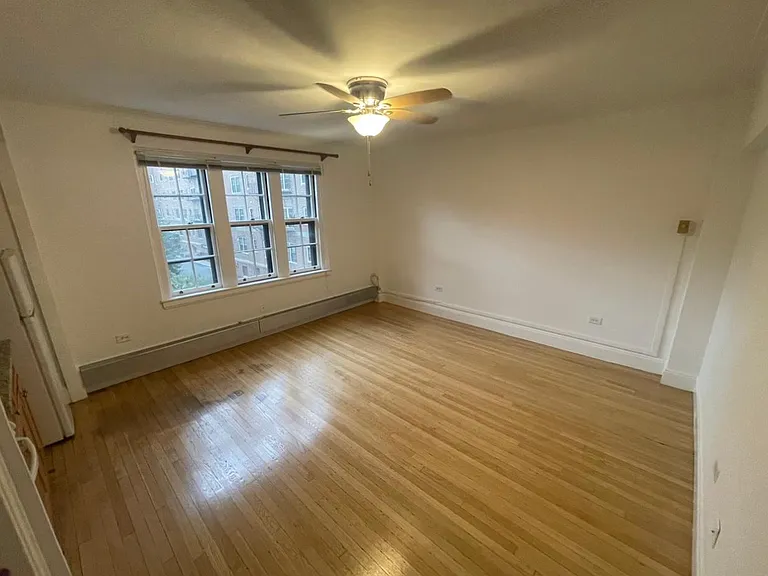 988 Memorial Dr #286 — Photo 4