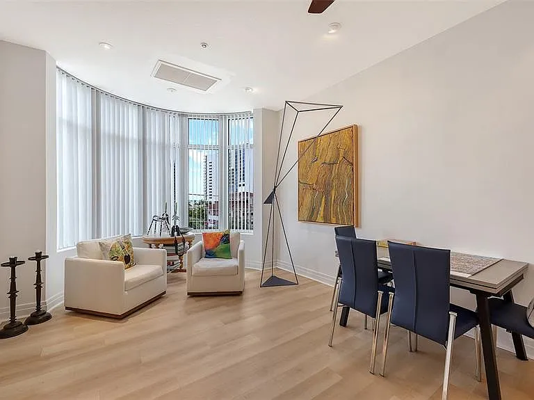 235 Cocoanut Ave #128E — Photo 42