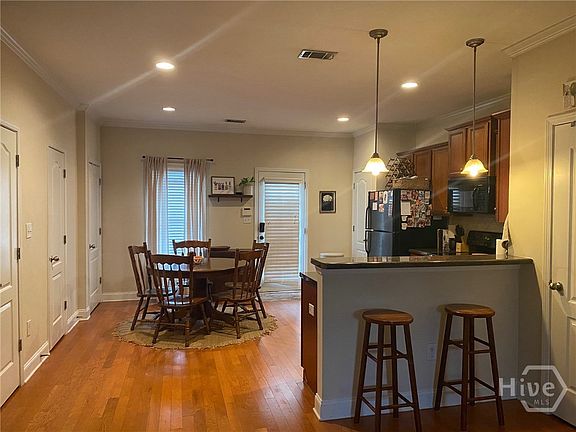3rd image of 232 Center Park Ln