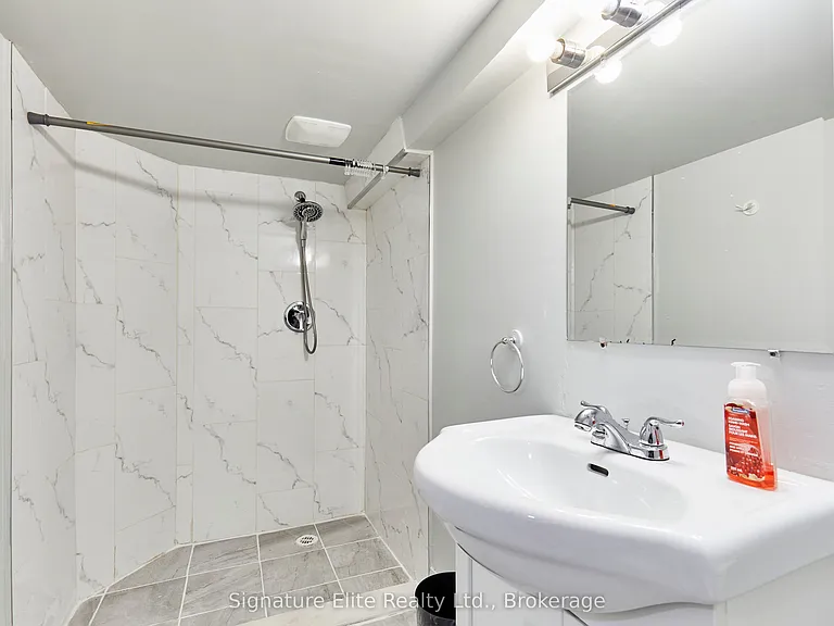 363 Barton St E #3 — Photo 18