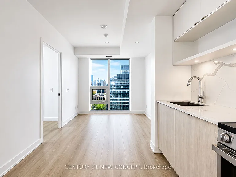 100 Queen St E #3608 — Photo 8