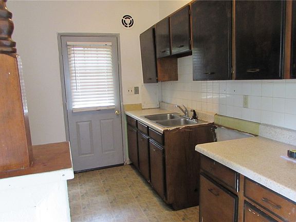 5th image of 6 Griggs Ct