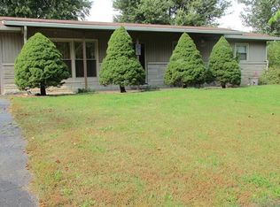 3932 N Tudor Ct, Columbus, IN 47201