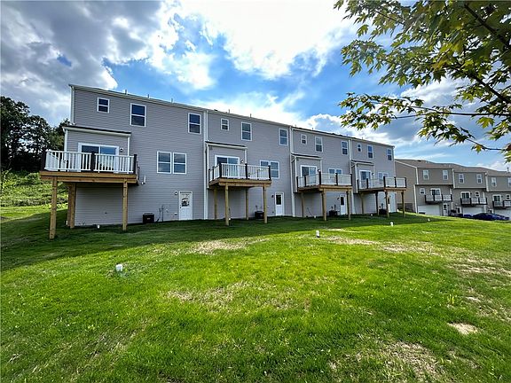 4th image of 1705 Canterbury Dr