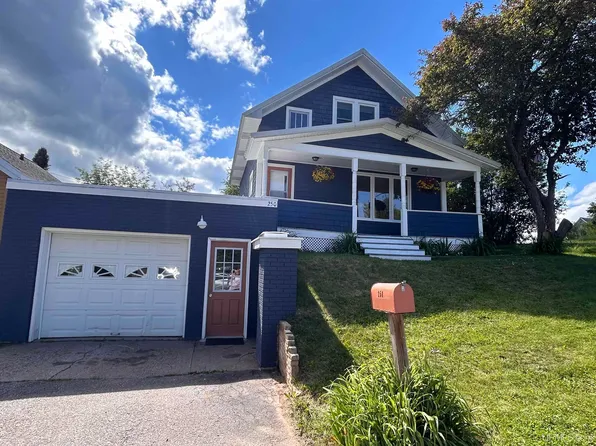 250 S Steel St, Ishpeming, MI 49849