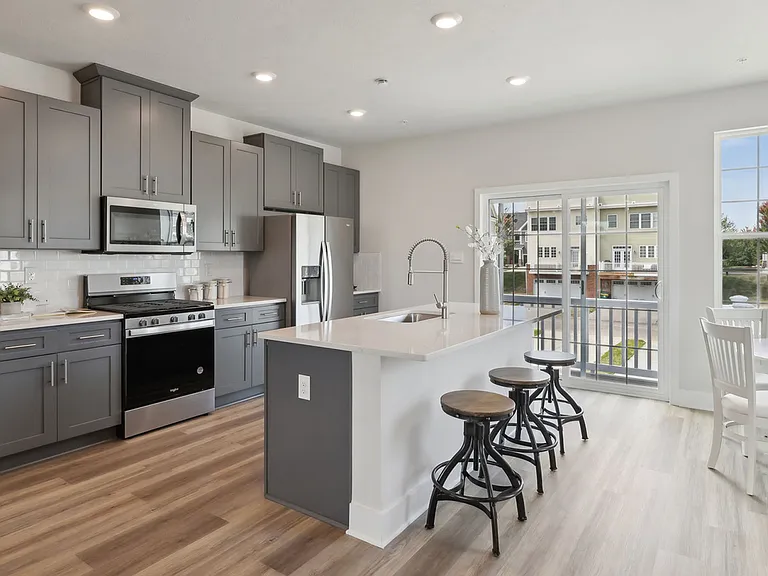 238 Cooper St — Photo 4