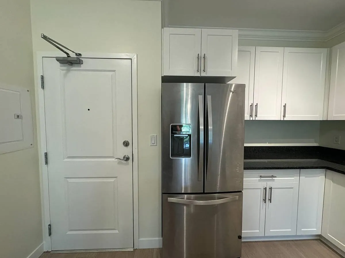 1 bed, 610 sqft, $1,600 — Photo 4