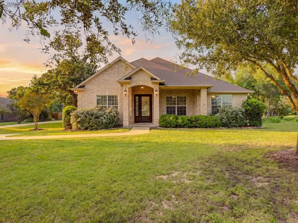 3903 Bravo Ct, Bryan, TX 77808