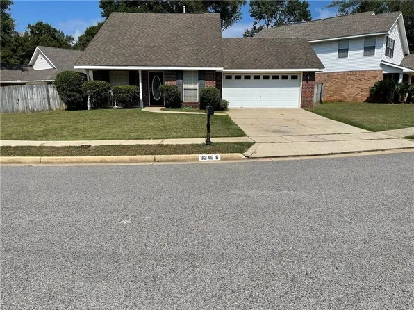 8246 Magnolia Village Dr S, Mobile, AL 36695