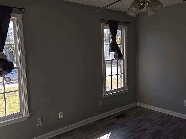 515 Killeen Rd — Photo 3