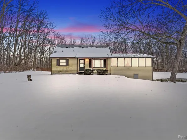 8603 Haven St, Mount Morris, MI 48458