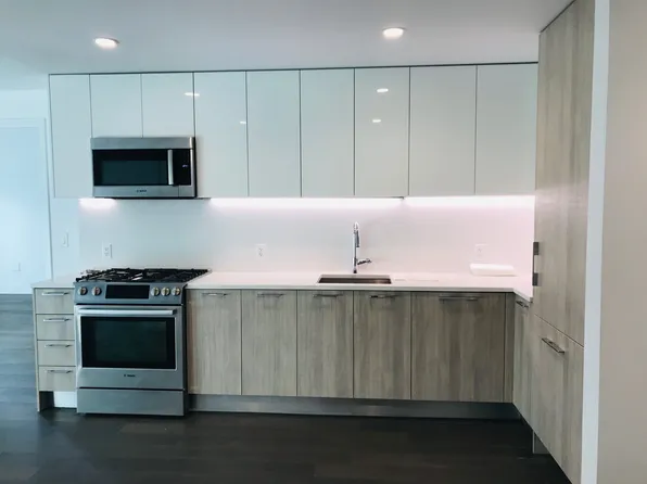 131-03 40th Road image 4 of 29