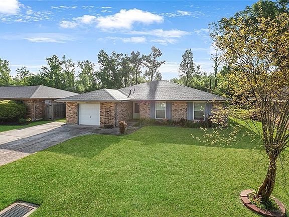 2nd image of 309 Desoto Dr