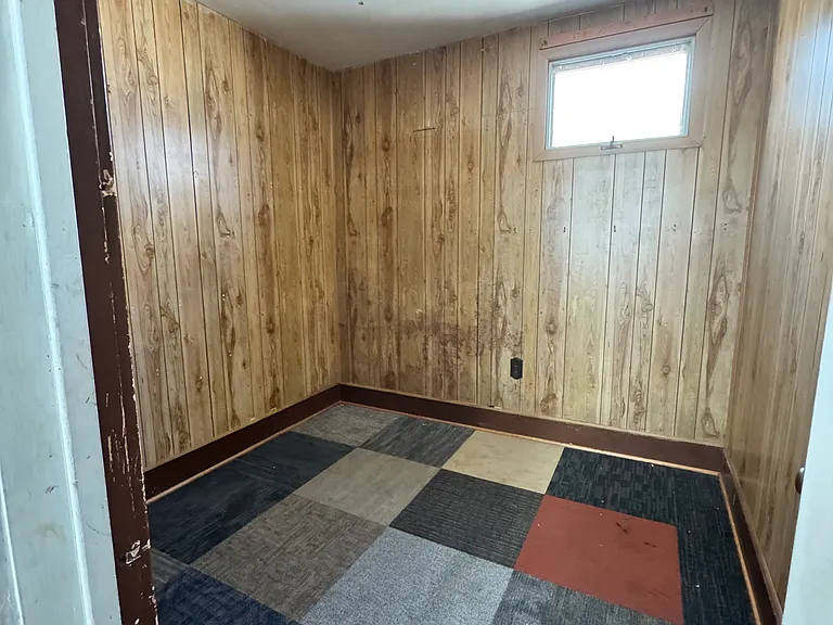 28 Rother Ave #1 — Photo 4