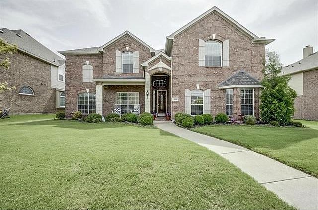 1st image of 311 Mayflower Dr