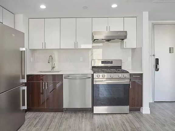 5th image of 65-18 Austin Street #7B