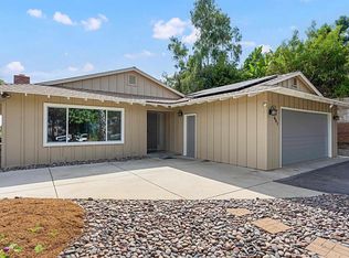 641 Valley Dr, Vista, CA 92084