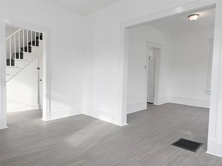 406 Tower Ave — Photo 12