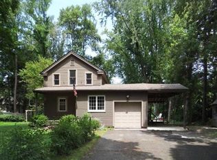 41 River Rd, Whately, MA 01075