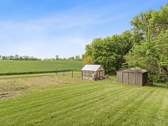 3rd image of 3628 Halverson Rd