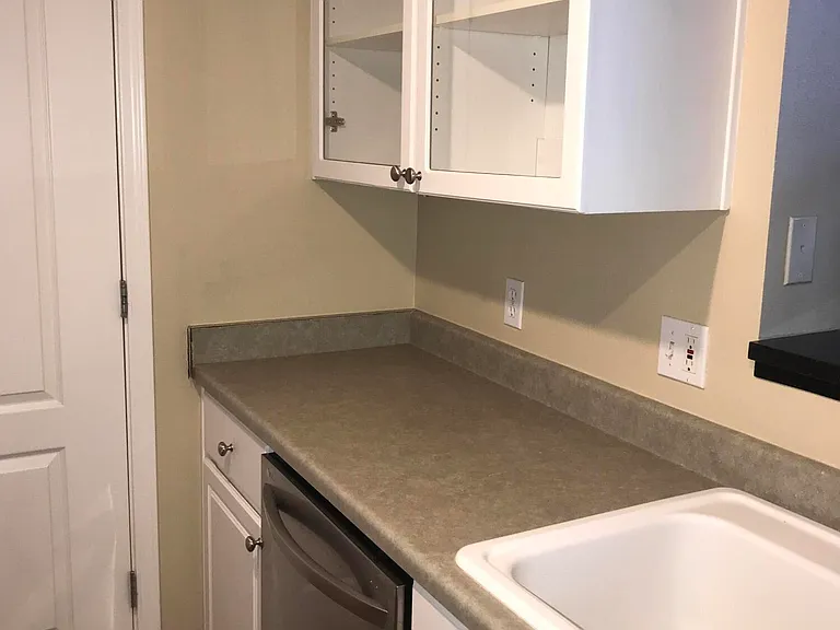 1701 E Colter St #460 — Photo 4