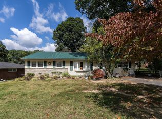 413 Holly St, Mt Carmel, TN 37645