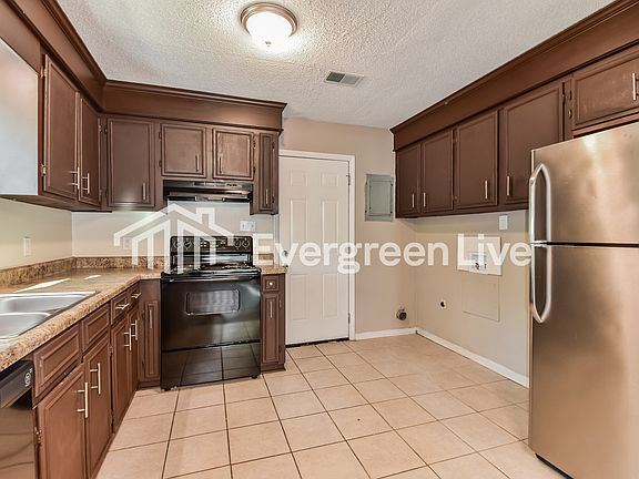 4th image of 324 London Pride Rd