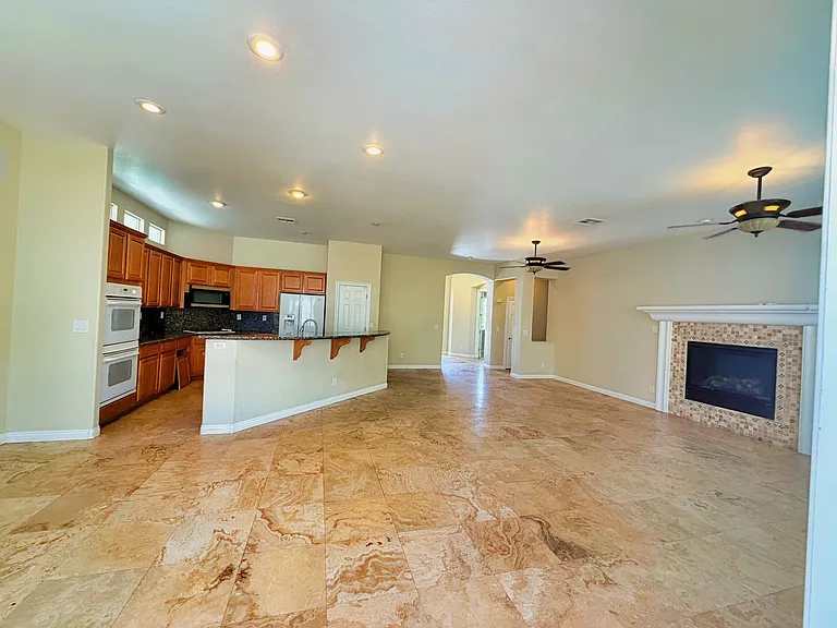 7225 Fern Meadow St — Photo 32