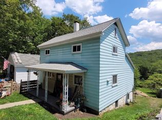 61 Jones St, Lilly, PA 15938