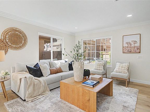 4th image of 14682 Moon Crest Ln Unit B