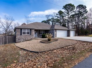 22 Bassingham Ln, Bella Vista, AR 72715