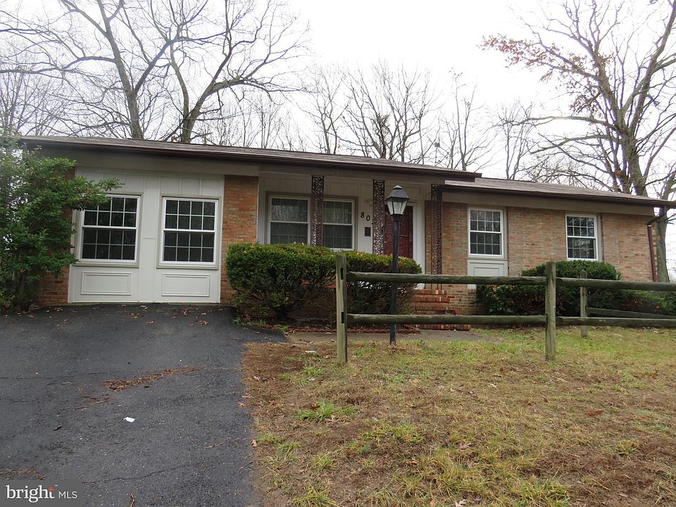 1st image of 803 Salem Dr