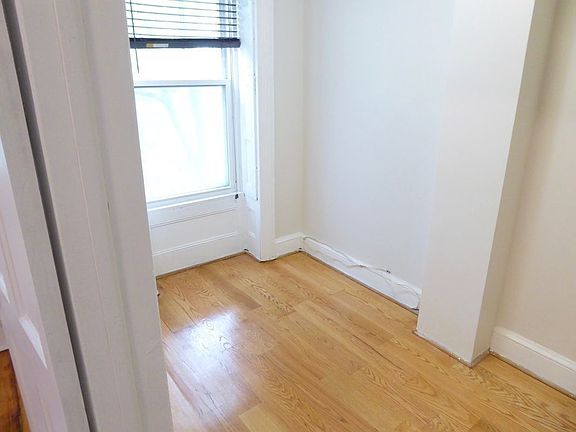 2nd image of 231 Ashland Pl #C