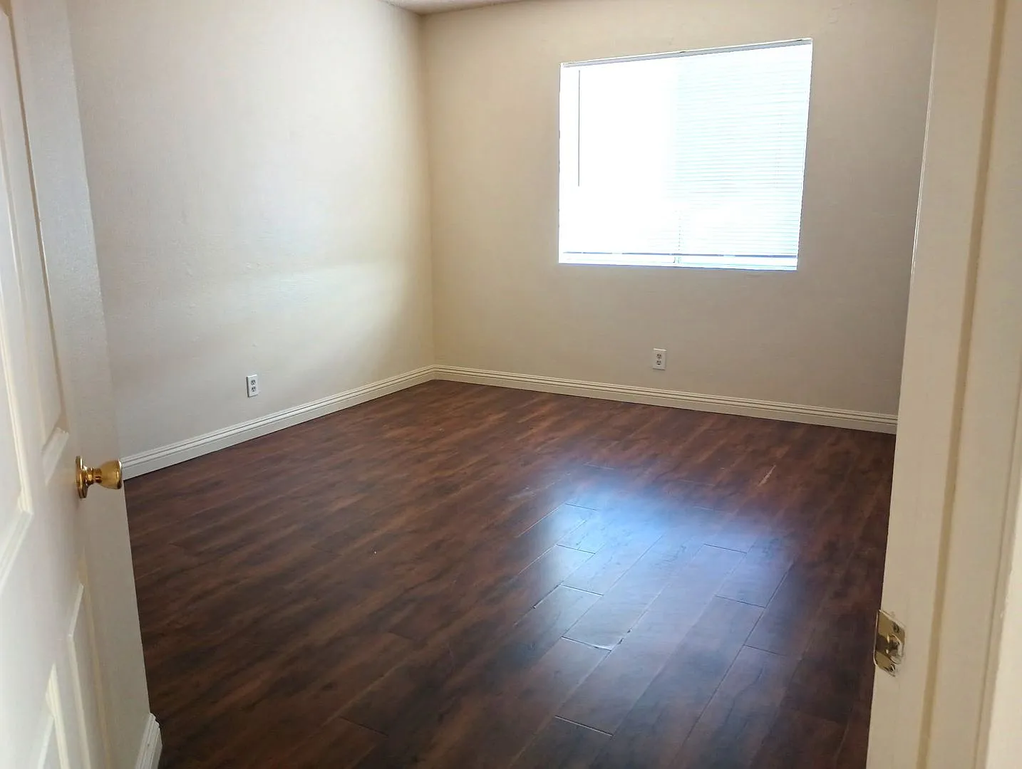 1415 West Stoneridge Court — Photo 4