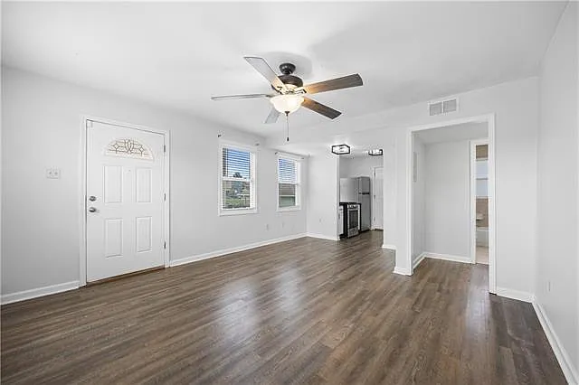 2 bed, 1.0 bath, 810 sqft, $1,500 — Photo 3