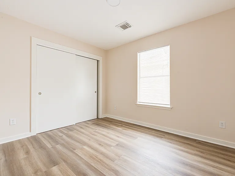7322 Parkland Manor Dr — Photo 18