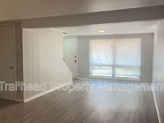 5th image of 6109 N Broadway Ave