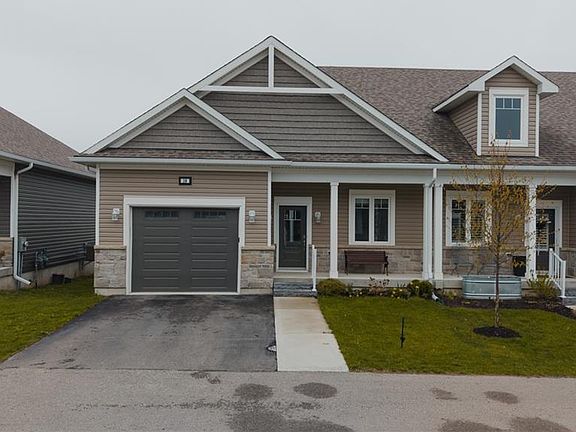 2nd image of 24 George St N #18