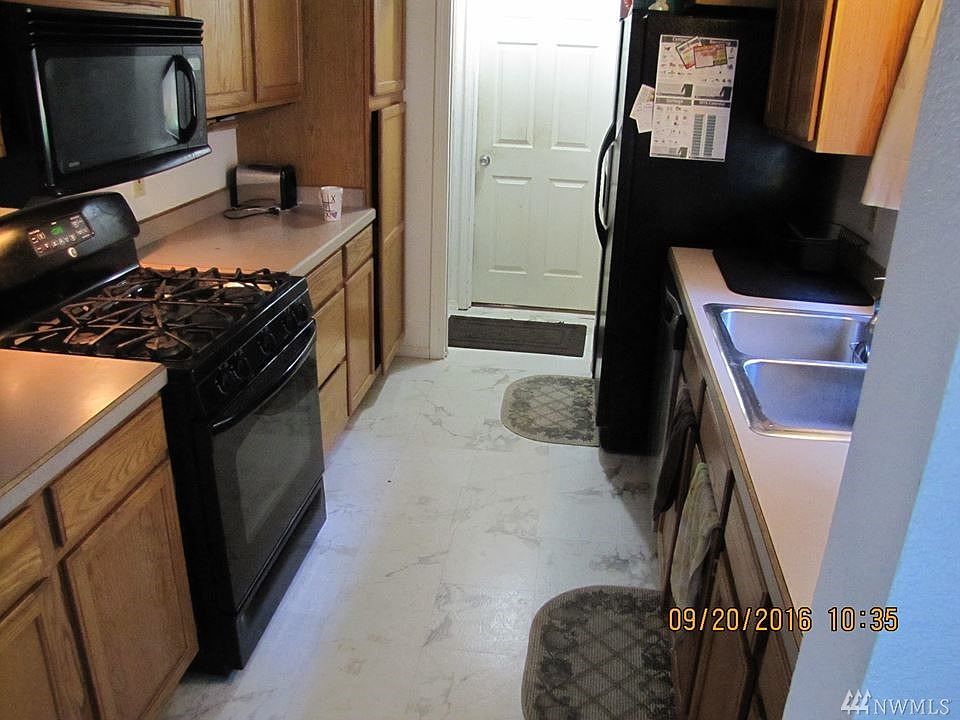 2nd image of 17218 SE 265th St