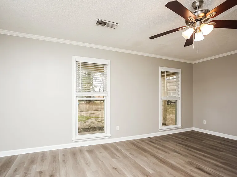 4466 Dawn Oaks Cv — Photo 10