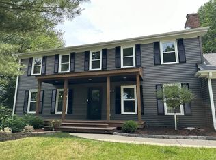 609 Mesa Ct, Waukesha, WI 53188